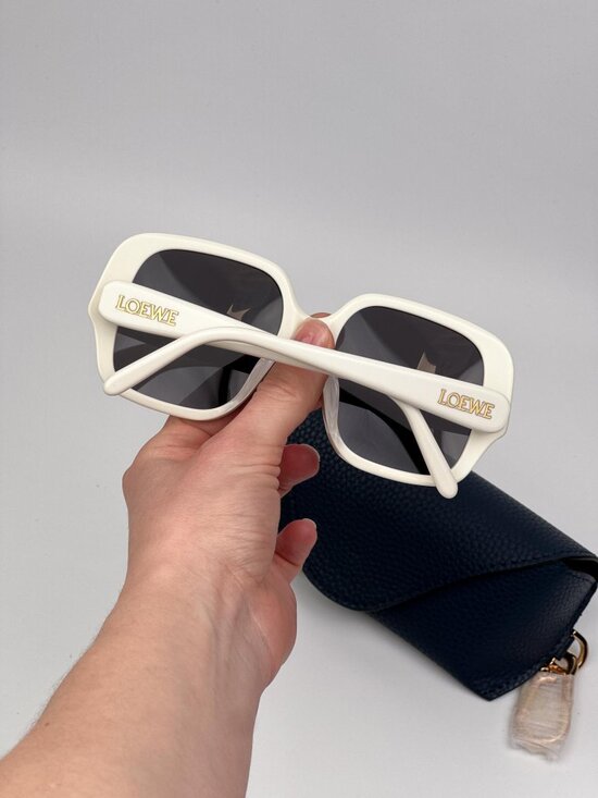 Loewe Women Sunglasses – Ivory Smoke Square (LW40134U 25A) – New & Authentic main image 8